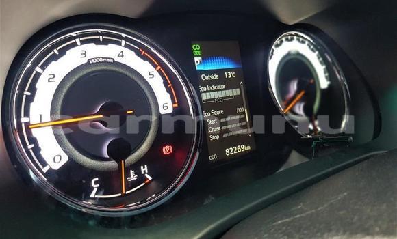 Acheter Occasion Voiture Toyota Hilux Blanc à Import - Dubai, Région de la Bouenza Acheter Occasion Voiture Toyota Hilux Blanc à Import - Dubai, Région de la Bouenza