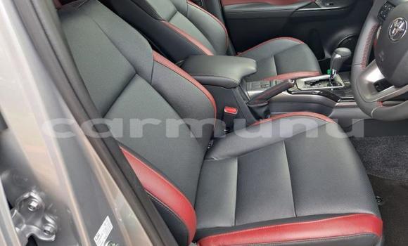 Acheter Occasion Voiture Toyota Fortuner Gris à Import - Dubai, Région de la Bouenza Acheter Occasion Voiture Toyota Fortuner Gris à Import - Dubai, Région de la Bouenza
