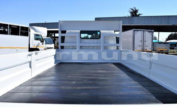 Acheter Occasion Utilitaire Toyota Dyna Blanc à Import - Dubai, Région de la Bouenza Acheter Occasion Utilitaire Toyota Dyna Blanc à Import - Dubai, Région de la Bouenza