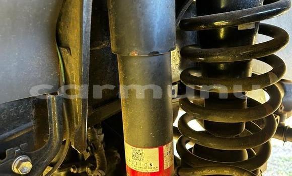 Acheter Occasion Voiture Toyota Land Cruiser Blanc à Import - Dubai, Région de la Bouenza Acheter Occasion Voiture Toyota Land Cruiser Blanc à Import - Dubai, Région de la Bouenza