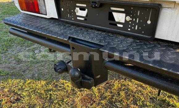 Acheter Occasion Voiture Toyota Land Cruiser Blanc à Import - Dubai, Région de la Bouenza Acheter Occasion Voiture Toyota Land Cruiser Blanc à Import - Dubai, Région de la Bouenza