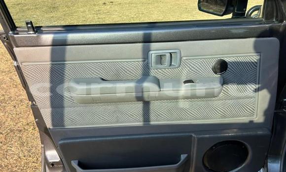 Acheter Occasion Voiture Toyota Land Cruiser Gris à Import - Dubai, Région de la Bouenza Acheter Occasion Voiture Toyota Land Cruiser Gris à Import - Dubai, Région de la Bouenza