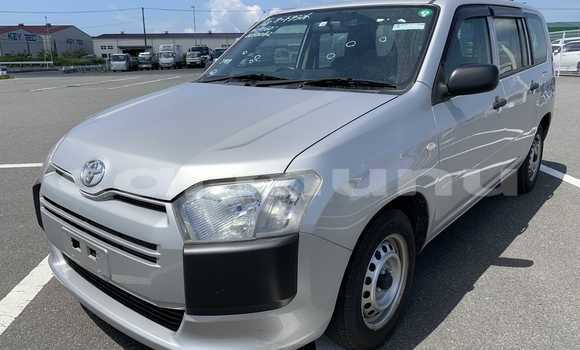 Acheter Occasion Voiture Toyota Probox Gris à Import - Dubai, Région de la Bouenza Acheter Occasion Voiture Toyota Probox Gris à Import - Dubai, Région de la Bouenza