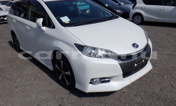 Acheter Occasion Voiture Toyota Wish Blanc à Import - Dubai, Région de la Bouenza Acheter Occasion Voiture Toyota Wish Blanc à Import - Dubai, Région de la Bouenza