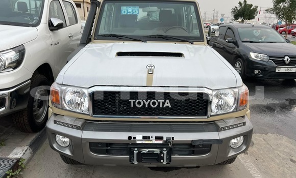 Acheter Occasion Voiture Toyota Land Cruiser Marron à Brazzaville, Commune de Brazzaville Acheter Occasion Voiture Toyota Land Cruiser Marron à Brazzaville, Commune de Brazzaville