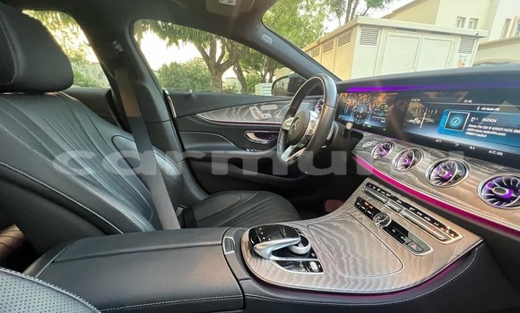 Acheter Occasion Voiture Mercedes-Benz CLS–Class Noir à Pointe–Noire, Région du Kouilou Acheter Occasion Voiture Mercedes-Benz CLS–Class Noir à Pointe–Noire, Région du Kouilou