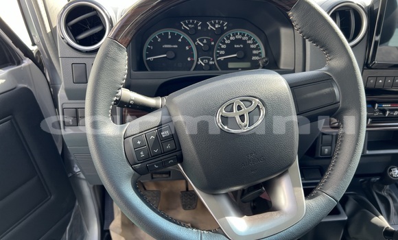 Buy New Toyota Land Cruiser Silver Car in Brazzaville in Municipality of Brazzaville Buy New Toyota Land Cruiser Silver Car in Brazzaville in Municipality of Brazzaville