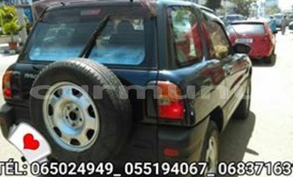 Acheter Occasion Voiture Toyota RAV4 Bleu à Brazzaville, Commune de Brazzaville Acheter Occasion Voiture Toyota RAV4 Bleu à Brazzaville, Commune de Brazzaville
