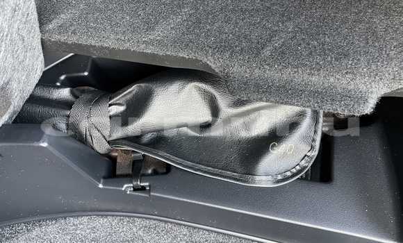 Buy Used Toyota Harrier White Car in Import - Dubai in Region of Bouenza Buy Used Toyota Harrier White Car in Import - Dubai in Region of Bouenza