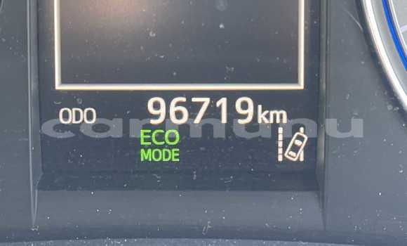 Buy Used Toyota Harrier White Car in Import - Dubai in Region of Bouenza Buy Used Toyota Harrier White Car in Import - Dubai in Region of Bouenza