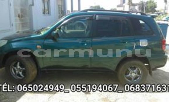 Acheter Occasion Voiture Toyota RAV4 Vert à Brazzaville, Commune de Brazzaville Acheter Occasion Voiture Toyota RAV4 Vert à Brazzaville, Commune de Brazzaville