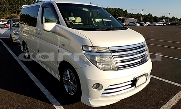 Acheter Occasion Voiture Nissan Elgrand Blanc à Import - Dubai, Région de la Bouenza Acheter Occasion Voiture Nissan Elgrand Blanc à Import - Dubai, Région de la Bouenza