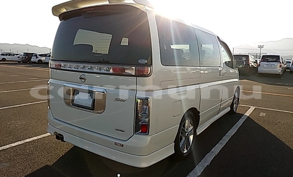 Acheter Occasion Voiture Nissan Elgrand Blanc à Import - Dubai, Région de la Bouenza Acheter Occasion Voiture Nissan Elgrand Blanc à Import - Dubai, Région de la Bouenza