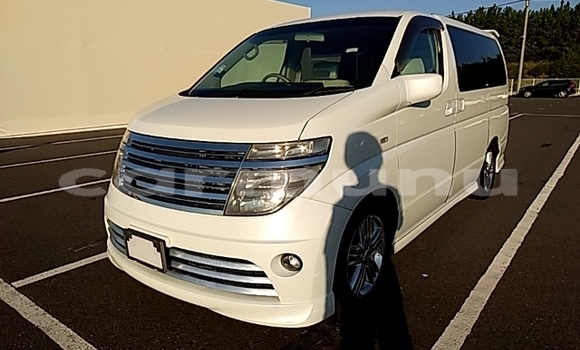 Acheter Occasion Voiture Nissan Elgrand Blanc à Import - Dubai, Région de la Bouenza Acheter Occasion Voiture Nissan Elgrand Blanc à Import - Dubai, Région de la Bouenza