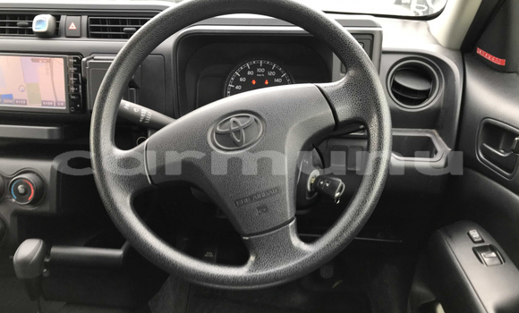 Acheter Occasion Voiture Toyota Probox Blanc à Import - Dubai, Région de la Bouenza Acheter Occasion Voiture Toyota Probox Blanc à Import - Dubai, Région de la Bouenza