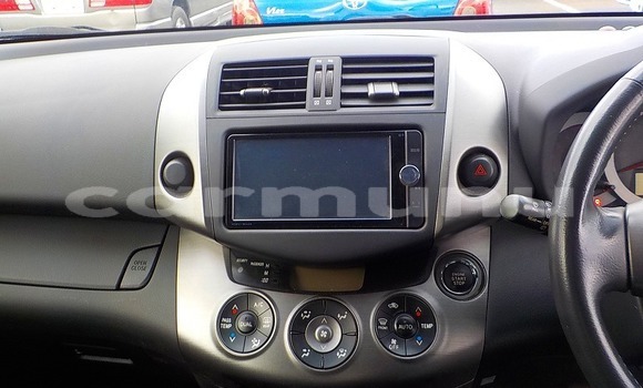 Acheter Occasion Voiture Toyota RAV4 Blanc à Import - Dubai, Région de la Bouenza Acheter Occasion Voiture Toyota RAV4 Blanc à Import - Dubai, Région de la Bouenza