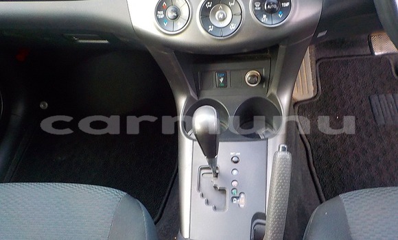 Acheter Occasion Voiture Toyota RAV4 Blanc à Import - Dubai, Région de la Bouenza Acheter Occasion Voiture Toyota RAV4 Blanc à Import - Dubai, Région de la Bouenza