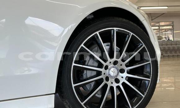 Acheter Occasion Voiture Mercedes-Benz C-klasse AMG Blanc à Import - Dubai, Région de la Bouenza Acheter Occasion Voiture Mercedes-Benz C-klasse AMG Blanc à Import - Dubai, Région de la Bouenza