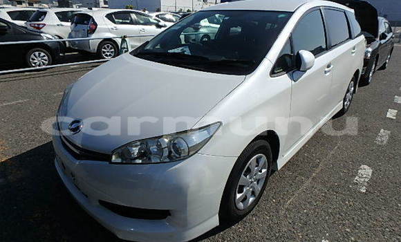 Acheter Occasion Voiture Toyota Wish Blanc à Import - Dubai, Région de la Bouenza Acheter Occasion Voiture Toyota Wish Blanc à Import - Dubai, Région de la Bouenza
