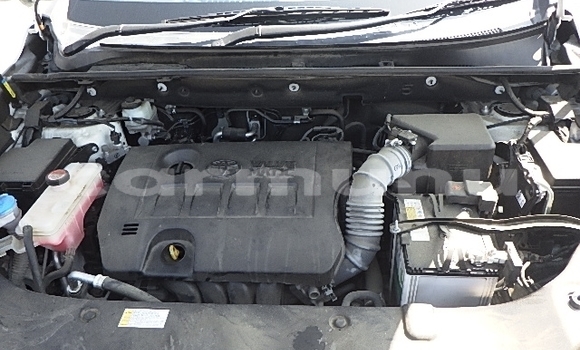 Acheter Occasion Voiture Toyota Harrier Blanc à Import - Dubai, Région de la Bouenza Acheter Occasion Voiture Toyota Harrier Blanc à Import - Dubai, Région de la Bouenza