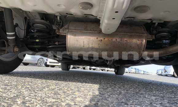 Acheter Occasion Voiture Toyota Noah Gris à Import - Dubai, Région de la Bouenza Acheter Occasion Voiture Toyota Noah Gris à Import - Dubai, Région de la Bouenza