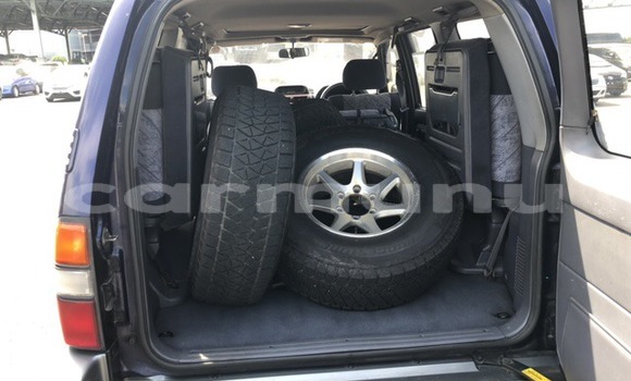 Acheter Occasion Voiture Toyota Prado Bleu à Import - Dubai, Région de la Bouenza Acheter Occasion Voiture Toyota Prado Bleu à Import - Dubai, Région de la Bouenza