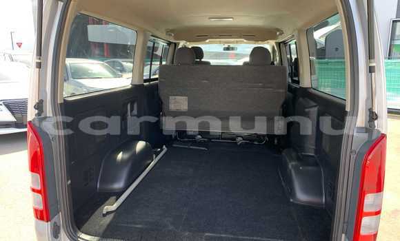 Acheter Occasion Voiture Toyota Hiace Gris à Import - Dubai, Région de la Bouenza Acheter Occasion Voiture Toyota Hiace Gris à Import - Dubai, Région de la Bouenza