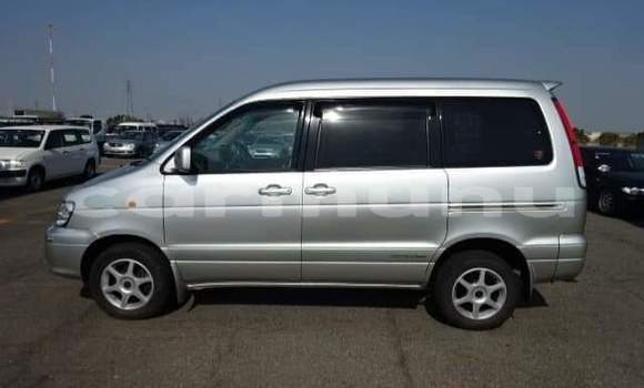 Acheter Occasion Voiture Toyota Noah Gris à Import - Dubai, Région de la Bouenza Acheter Occasion Voiture Toyota Noah Gris à Import - Dubai, Région de la Bouenza