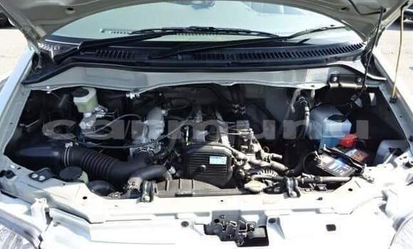 Acheter Occasion Voiture Toyota Noah Gris à Import - Dubai, Région de la Bouenza Acheter Occasion Voiture Toyota Noah Gris à Import - Dubai, Région de la Bouenza