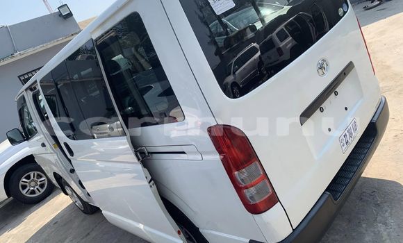 Acheter Occasion Voiture Toyota Hiace Blanc à Brazzaville, Commune de Brazzaville Acheter Occasion Voiture Toyota Hiace Blanc à Brazzaville, Commune de Brazzaville