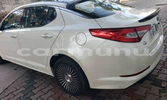 Acheter Occasion Voiture Kia K5 Blanc à Brazzaville, Commune de Brazzaville Acheter Occasion Voiture Kia K5 Blanc à Brazzaville, Commune de Brazzaville