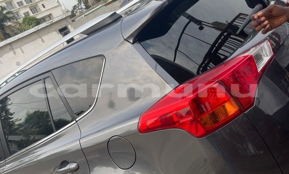 Acheter Occasion Voiture Toyota RAV4 Autre à Brazzaville, Commune de Brazzaville Acheter Occasion Voiture Toyota RAV4 Autre à Brazzaville, Commune de Brazzaville