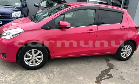 Acheter Occasion Voiture Toyota Yaris Rouge à Brazzaville, Commune de Brazzaville Acheter Occasion Voiture Toyota Yaris Rouge à Brazzaville, Commune de Brazzaville