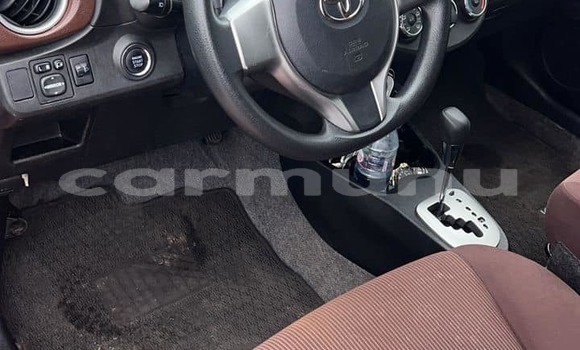 Acheter Occasion Voiture Toyota Yaris Rouge à Brazzaville, Commune de Brazzaville Acheter Occasion Voiture Toyota Yaris Rouge à Brazzaville, Commune de Brazzaville