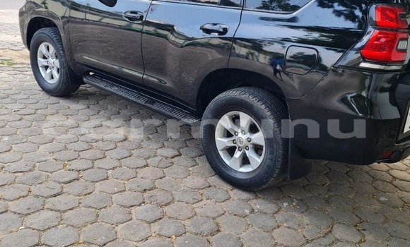 Acheter Occasion Voiture Toyota Prado Noir à Brazzaville, Commune de Brazzaville Acheter Occasion Voiture Toyota Prado Noir à Brazzaville, Commune de Brazzaville