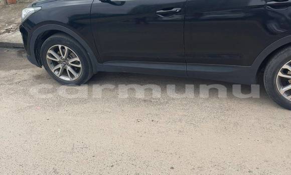 Acheter Occasion Voiture Hyundai Santa Fe Noir à Brazzaville, Commune de Brazzaville Acheter Occasion Voiture Hyundai Santa Fe Noir à Brazzaville, Commune de Brazzaville