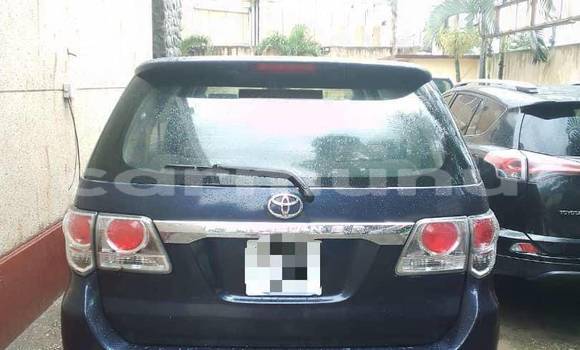 Acheter Occasion Voiture Toyota Fortuner Bleu à Brazzaville, Commune de Brazzaville Acheter Occasion Voiture Toyota Fortuner Bleu à Brazzaville, Commune de Brazzaville