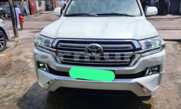 Acheter Occasion Voiture Toyota Land Cruiser Blanc à Brazzaville, Commune de Brazzaville Acheter Occasion Voiture Toyota Land Cruiser Blanc à Brazzaville, Commune de Brazzaville