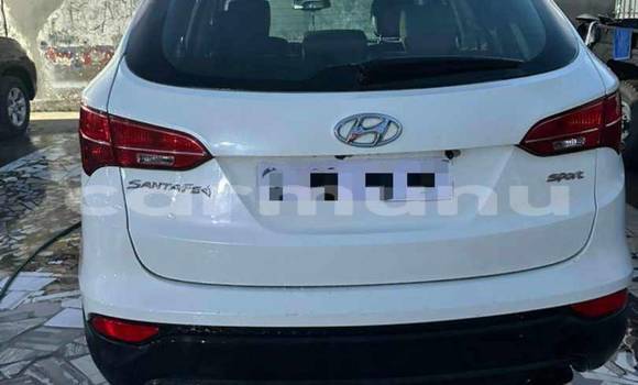 Acheter Occasion Voiture Hyundai Santa Fe Blanc à Brazzaville, Commune de Brazzaville Acheter Occasion Voiture Hyundai Santa Fe Blanc à Brazzaville, Commune de Brazzaville
