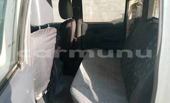 Acheter Occasion Voiture Toyota Hilux Blanc à Brazzaville, Commune de Brazzaville Acheter Occasion Voiture Toyota Hilux Blanc à Brazzaville, Commune de Brazzaville