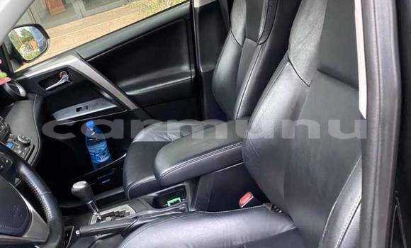 Acheter Occasion Voiture Toyota RAV4 Noir à Brazzaville, Commune de Brazzaville Acheter Occasion Voiture Toyota RAV4 Noir à Brazzaville, Commune de Brazzaville