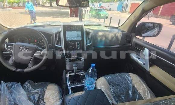 Acheter Occasion Voiture Toyota Land Cruiser Blanc à Brazzaville, Commune de Brazzaville Acheter Occasion Voiture Toyota Land Cruiser Blanc à Brazzaville, Commune de Brazzaville