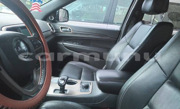 Acheter Occasion Voiture Jeep Grand Cherokee Noir à Brazzaville, Commune de Brazzaville Acheter Occasion Voiture Jeep Grand Cherokee Noir à Brazzaville, Commune de Brazzaville