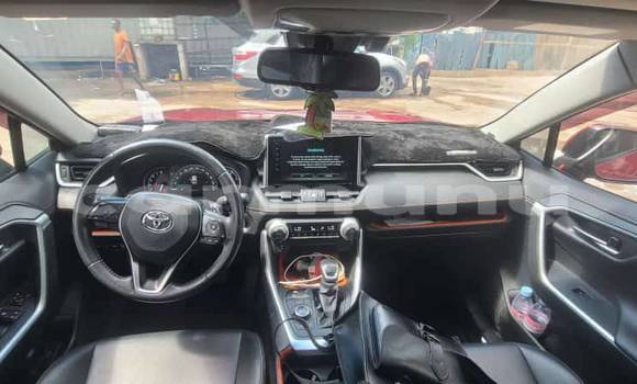 Acheter Occasion Voiture Toyota RAV4 Rouge à Brazzaville, Commune de Brazzaville Acheter Occasion Voiture Toyota RAV4 Rouge à Brazzaville, Commune de Brazzaville