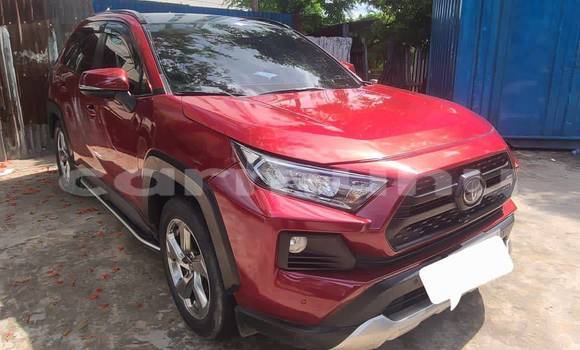 Acheter Occasion Voiture Toyota RAV4 Rouge à Brazzaville, Commune de Brazzaville Acheter Occasion Voiture Toyota RAV4 Rouge à Brazzaville, Commune de Brazzaville