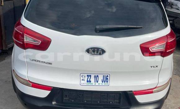 Acheter Occasion Voiture Kia Sportage Blanc à Brazzaville, Commune de Brazzaville Acheter Occasion Voiture Kia Sportage Blanc à Brazzaville, Commune de Brazzaville