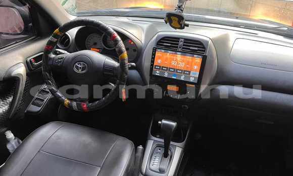 Buy Used Toyota RAV4 Blue Car in Brazzaville in Municipality of Brazzaville Buy Used Toyota RAV4 Blue Car in Brazzaville in Municipality of Brazzaville