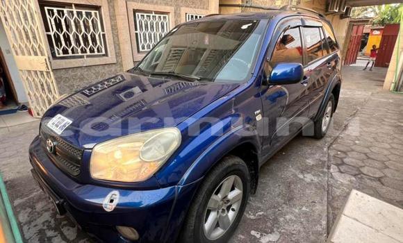 Buy Used Toyota RAV4 Blue Car in Brazzaville in Municipality of Brazzaville Buy Used Toyota RAV4 Blue Car in Brazzaville in Municipality of Brazzaville