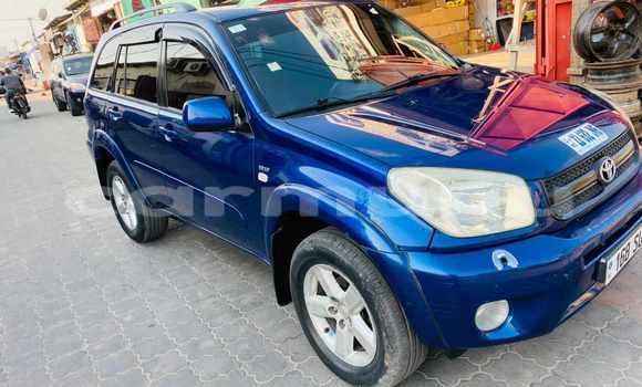 Buy Used Toyota RAV4 Blue Car in Brazzaville in Municipality of Brazzaville Buy Used Toyota RAV4 Blue Car in Brazzaville in Municipality of Brazzaville