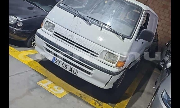 Buy Import Toyota Hiace White Car in Brazzaville in Municipality of Brazzaville Buy Import Toyota Hiace White Car in Brazzaville in Municipality of Brazzaville